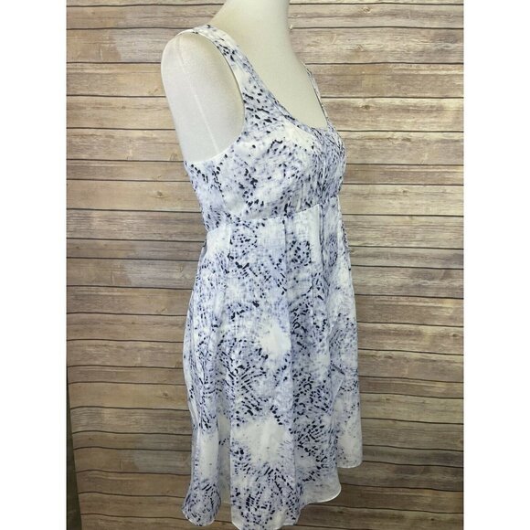 Jessica Simpson Size 4 Dress Blue White Pleated Lined Size Zip Faux Wrap Style - Picture 9 of 11